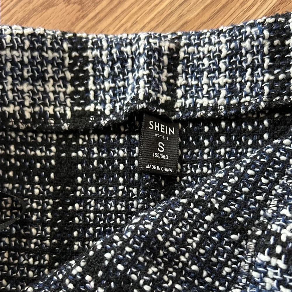 SHEIN Black and White Tweed Fringe Mini Skirt - Picture 2 of 3